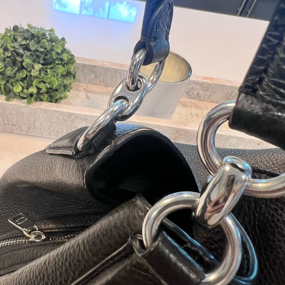 Black Coach Purse - PERFECT PERFECT CONDITION - Picture 5 of 6